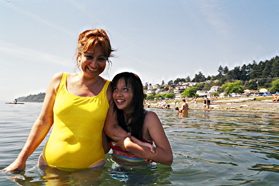 Mafer and Tall Lili