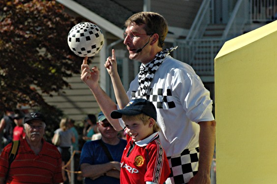 Ball Spinner and Assistant