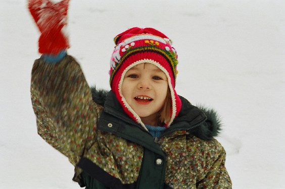 Jessica throwing snowball
